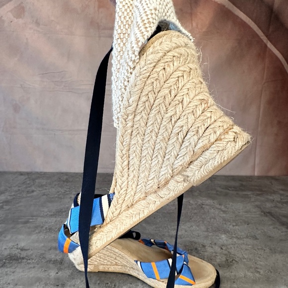 3. J Crew stripped sandals - Picture 5 of 10